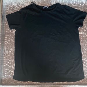 Top Black Short Sleeve Shirt